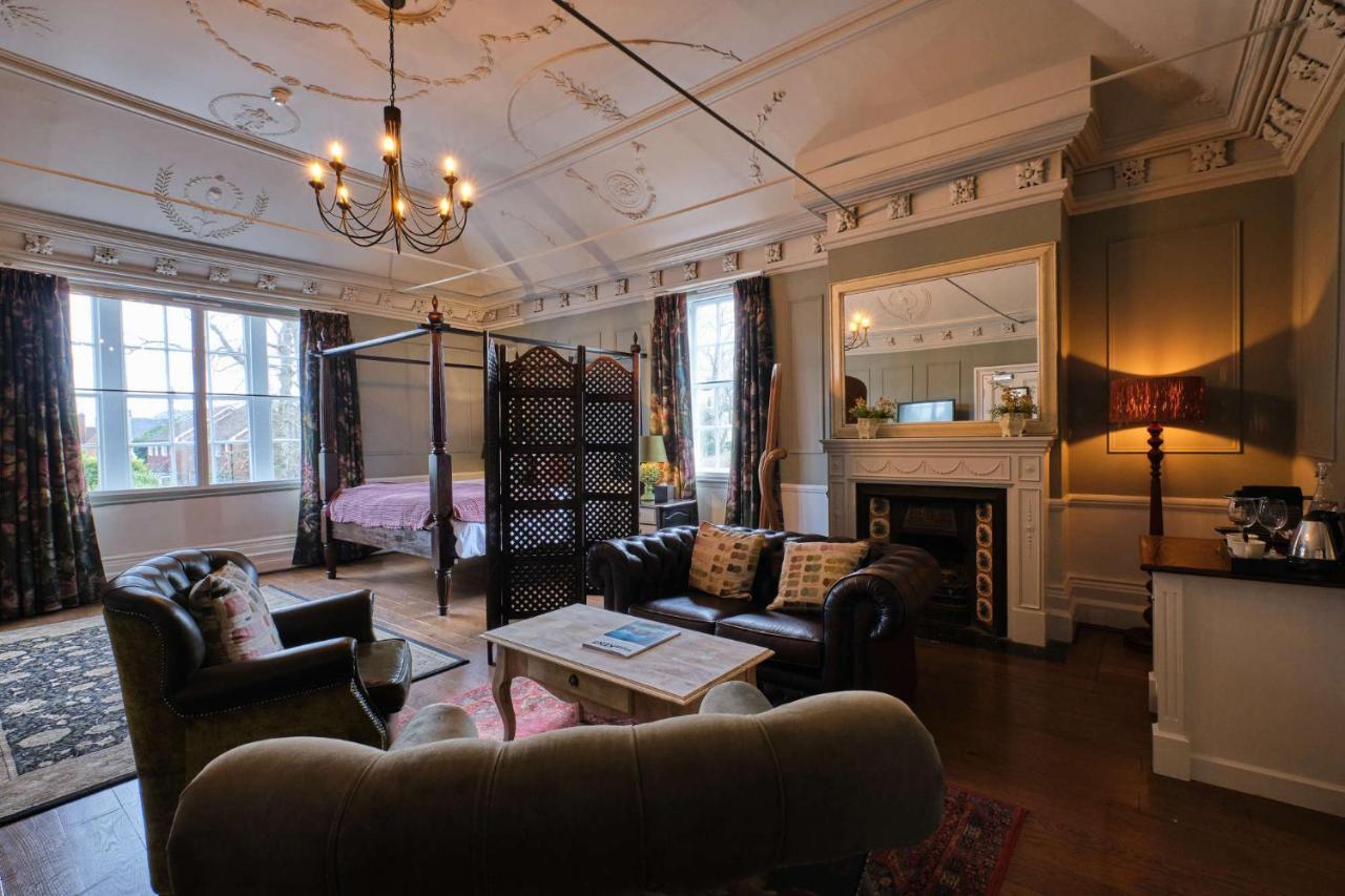 The Bulls Head Hotel บรอมลีย์ ภายนอก รูปภาพ